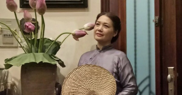 Cuộc sống k&iacute;n tiếng của nữ ch&iacute;nh &lsquo;Bao giờ cho đến th&aacute;ng Mười&rsquo;