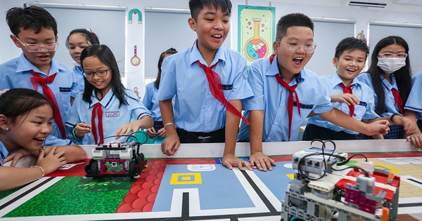 Đ&agrave;o tạo nh&acirc;n t&agrave;i cho kỷ nguy&ecirc;n mới