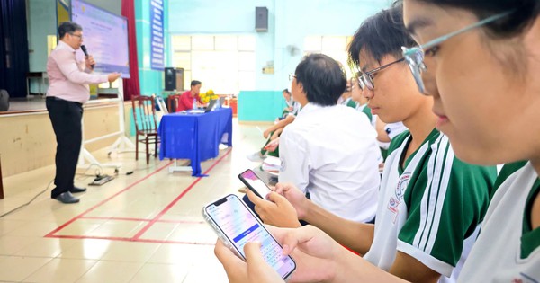 Gần 1,2 triệu th&iacute; sinh đăng k&yacute; thi tốt nghiệp THPT