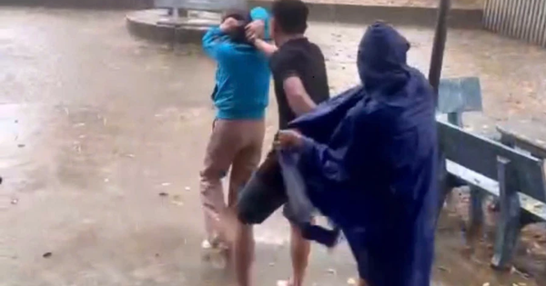 Điều tra vụ phụ huynh v&agrave;o trường h&agrave;nh hung nữ gi&aacute;o vi&ecirc;n