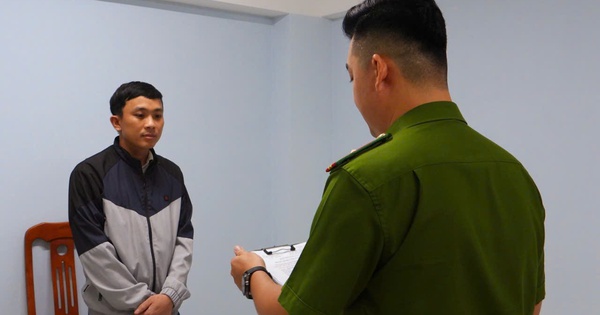 B&aacute;n khống nh&agrave; xưởng, sắt th&eacute;p của người kh&aacute;c, lừa đảo, chiếm đoạt tiền tỉ