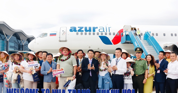 Kh&aacute;ch Nga rầm rộ trở lại Việt Nam