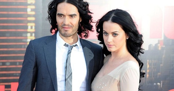 Chồng cũ Katy Perry bị truy tố về tội hiếp d&acirc;m