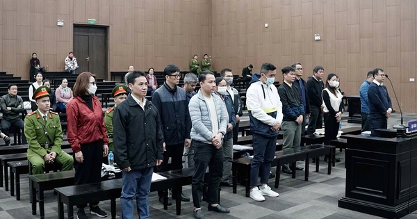 C&oacute; n&ecirc;n bỏ &aacute;n tử h&igrave;nh với tội tham &ocirc; v&agrave; nhận hối lộ?