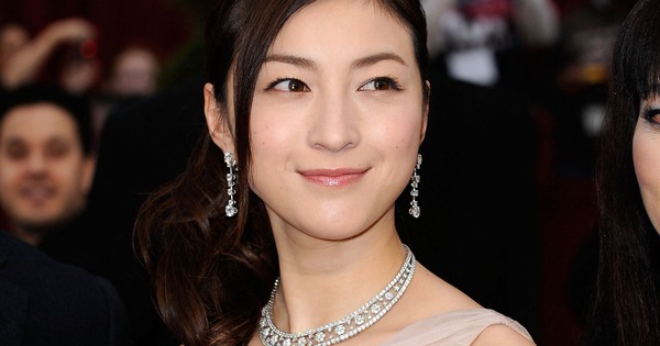 'Ngọc nữ' Nhật Bản Ryoko Hirosue bị bắt