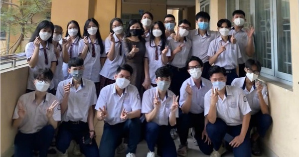 Thi Olympic TP.HCM năm 2025, đề m&ocirc;n văn thấm đẫm t&igrave;nh mẹ