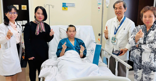 Người nh&agrave; tưởng ngủ v&igrave; mệt, b&aacute;c sĩ ph&aacute;t hiện thanh ni&ecirc;n h&ocirc;n m&ecirc; do bệnh hiếm