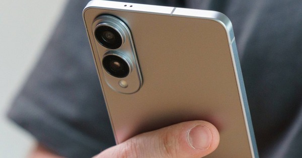 Samsung tiết lộ bí mật giúp hãng tự tin dù pin Galaxy S25 Edge quá yếu