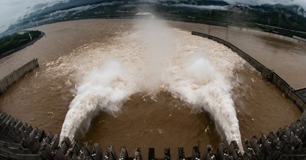 Trung Quốc chế tạo cỗ máy siêu trọng lực để nén không gian và thời gian