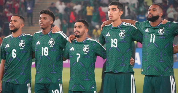 HLV Ả Rập X&ecirc; &Uacute;t phục t&agrave;i Trung Ki&ecirc;n, đau đớn v&igrave; bị U.23 Việt Nam loại: &lsquo;Ch&uacute;ng t&ocirc;i đ&atilde; rất ki&ecirc;n nhẫn&hellip;&rsquo;