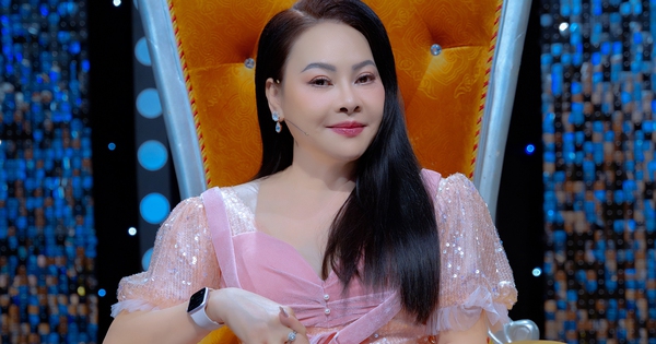 Đông Đào ngậm ngùi thừa nhận một điều sau 30 năm đi hát