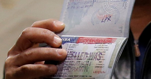 Mỹ dừng xử lý visa nhập cư từ 75 nước