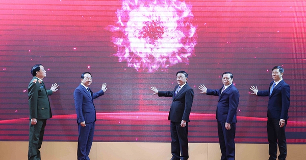 Ra mắt Ứng dụng di động Tuy&ecirc;n gi&aacute;o v&agrave; D&acirc;n vận