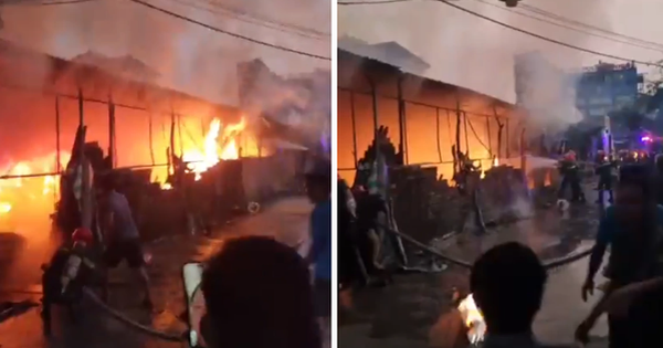 Cháy bãi phế liệu trong hẻm, khu dân cư hoảng loạn