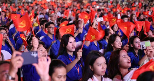 Chung một niềm tin trong tr&aacute;i tim người trẻ