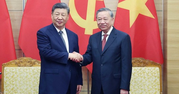 Việt Nam - Trung Quốc trao đổi điện mừng kỷ niệm 76 năm Ng&agrave;y thiết lập quan hệ ngoại giao