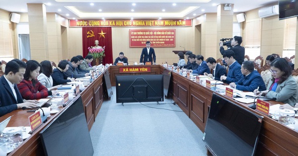 Hội đồng bầu cử quốc gia kiểm tra c&ocirc;ng t&aacute;c bầu cử tại Tuy&ecirc;n Quang