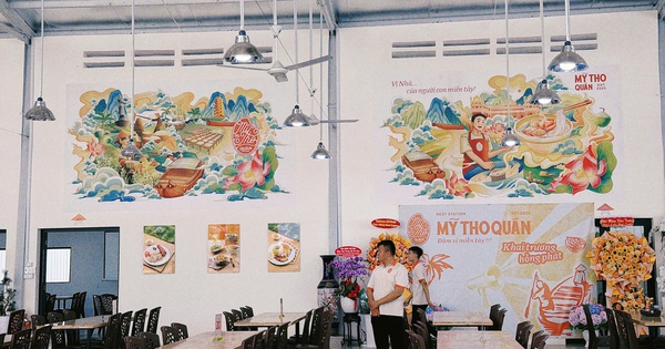 Có gì ở quán hủ tiếu 'bự' như trạm dừng chân tại miền Tây?