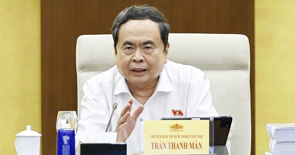 Tiếp tục đổi mới mạnh mẽ tư duy xây dựng pháp luật