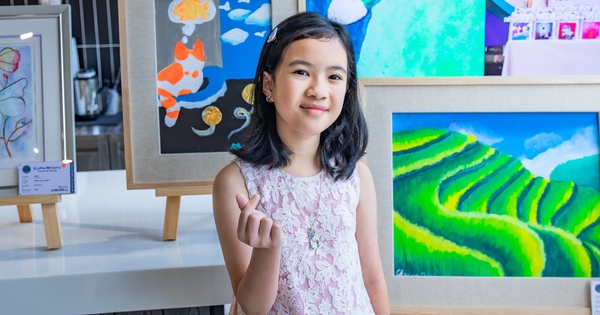 ‘Họa sĩ nhí’ Cherry bán tranh, góp tiền giúp bệnh nhi khó khăn