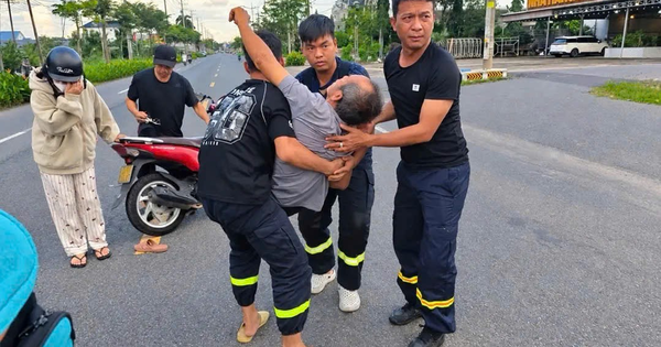 Cảnh sát PCCC Công an TP.HCM kịp thời cứu người bị tai nạn giao thông