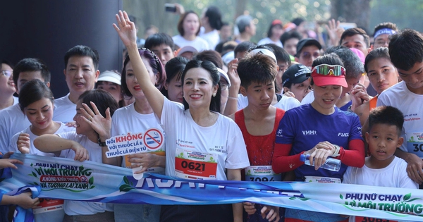 Gần 2.000 người tham gia giải chạy phụ nữ vì môi trường không khói thuốc