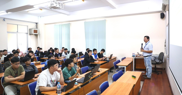 Đào tạo tiến sĩ: Giảm cơ sở để tăng chất lượng?