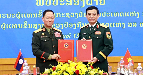 Đại tướng Phan Văn Giang và Bộ trưởng Quốc phòng Lào ký hợp tác quốc phòng 2027