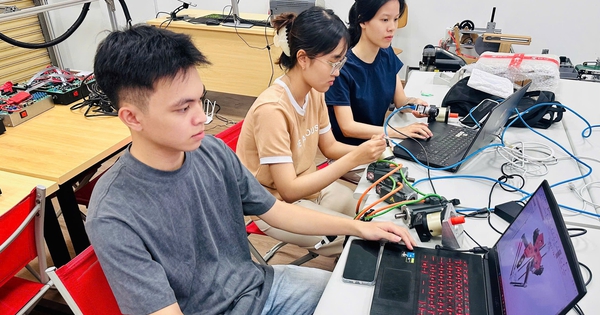 Giải bài toán nguy cơ thiếu nguồn giảng viên trình độ tiến sĩ