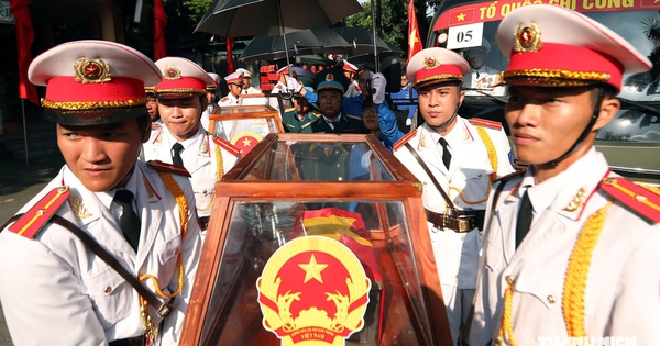 Trực tiếp lễ viếng, truy điệu hài cốt liệt sĩ quy tập tại công viên Lê Thị Riêng