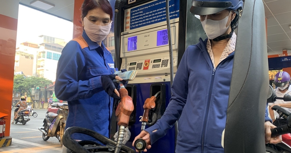 Đề xuất mới để quản giá xăng dầu do doanh nghiệp công bố