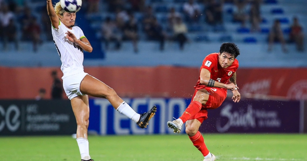 Chơi rất hay ở AFC Champions League, Đoàn Văn Hậu có cơ hội trở lại đội tuyển Việt Nam?