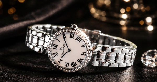 Săn quà 20.10 tại Đăng Quang Watch: Nhiều mẫu đồng hồ nữ giảm tới 50%