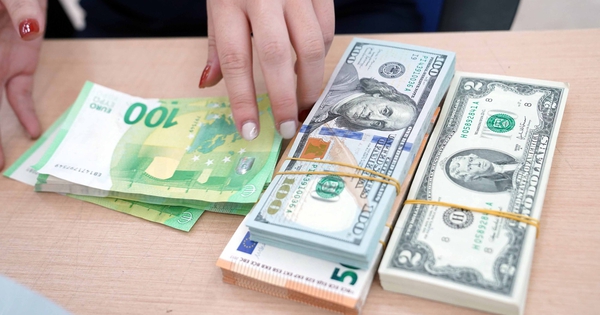 Giá USD hôm nay 14.10.2026: Quay đầu giảm ngược euro, bảng Anh