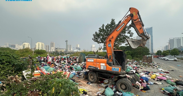 'Núi' quần áo tại dự án đường nối Phạm Hùng - Lê Đức Thọ được xử lý