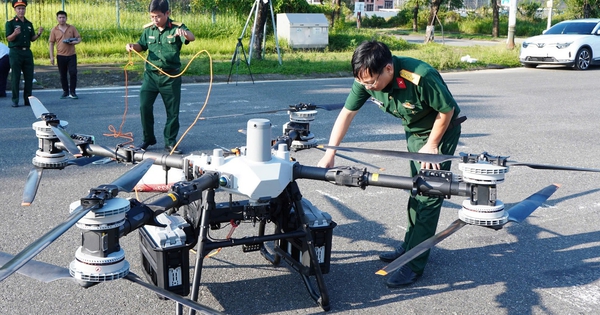 Quân đội thử nghiệm drone tải hàng nặng đến 120 kg phục vụ cứu hộ