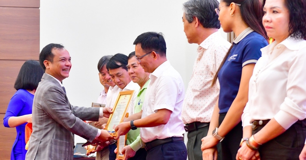BSR ủng hộ 10 tỉ đồng cho Quỹ Vì người nghèo Quảng Ngãi