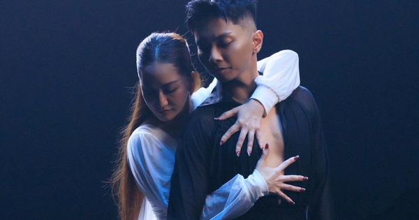 Khánh Thi nóng bỏng bên Phan Hiển, kể chuyện tình yêu bằng dancesport