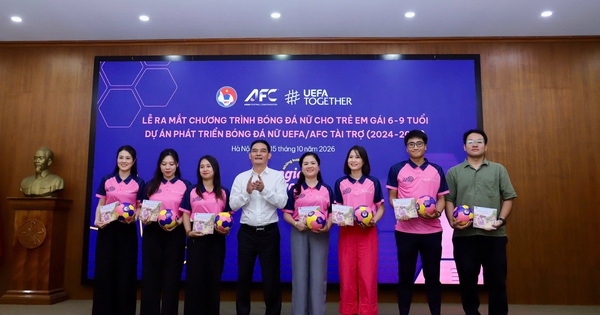 Tổng thư ký AFC gửi thông điệp đặc biệt đến VFF, UEFA lập dự án hấp dẫn tại Việt Nam