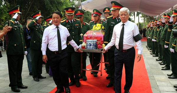 Truy điệu, an táng các liệt sĩ hy sinh tại Vị Xuyên và Cần Thơ