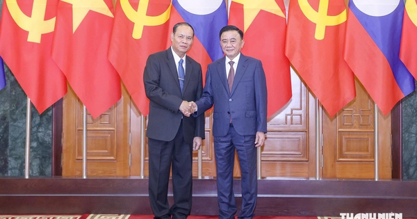 Việt Nam - Lào hướng tới mục tiêu thương mại song phương 5 tỉ USD