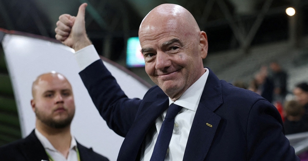 Chủ tịch FIFA xin lỗi, công bố mỗi liên đoàn nhận 25 triệu USD, có Việt Nam