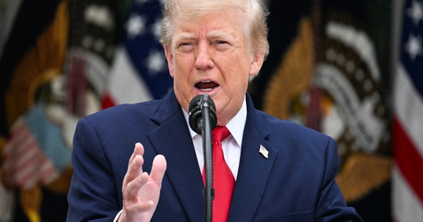 Ông Trump chỉ trích ông Zelensky vì Ukraine tấn công nhà máy lọc dầu Nga