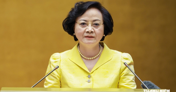 'Khắc phục tình trạng đố kỵ, sợ người giỏi'