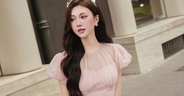 Dịu dàng với trang phục pastel