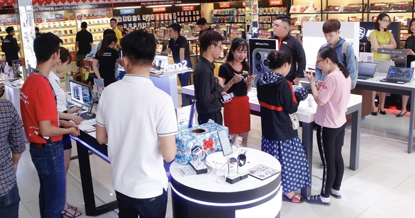 FPT Shop giảm giá mạnh hàng điện máy mừng ngày Phụ nữ Việt Nam