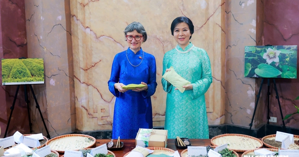 Phu nhân Tổng Bí thư, Chủ tịch nước Tô Lâm và phu nhân Tổng thống Thụy Sĩ thăm Trường ĐH Dược Hà Nội