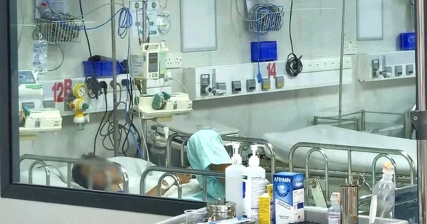 Trong lớp học có trẻ nhiễm não mô cầu, khi nào cần uống kháng sinh dự phòng?
