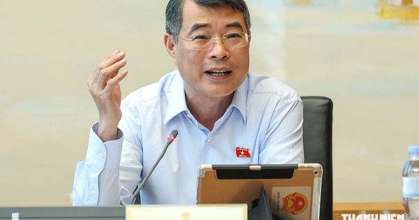 Kiềm chế giá cả, dồn lực cho tăng trưởng