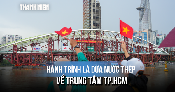 Cầu đi bộ sông Sài Gòn chờ ngày hợp long